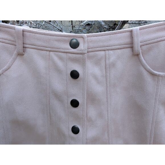ZARA TRF Snap button up light Pink Faux Suede Mini Skirt Size Large - Picture 3 of 10